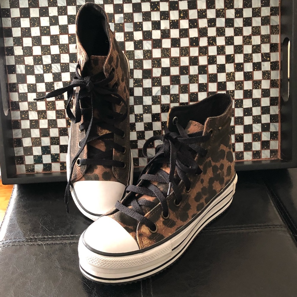 🔥NWOTRock&CandyGoldluxePlatform Sneakers - Picture 6 of 8